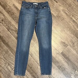 Levi’s Jeans Women’s 6M Blue Mid-Rise Skinny